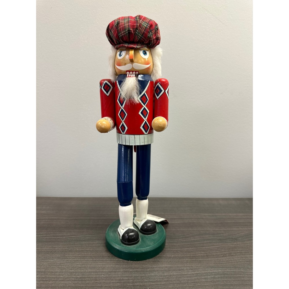 Golf Nutcracker Christmas Decor Wooden Golfer Plaid Hat‎ Argyle Sweater Red Blue